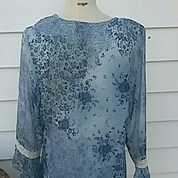 Blouse - Picture 4 of 4